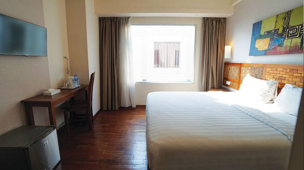 1O1 Urban Jakarta Thamrin Exterior photo